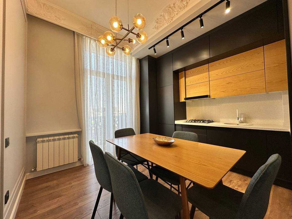 Продается Новостройка на Метро Новза Голден Хаус 2/2/9.