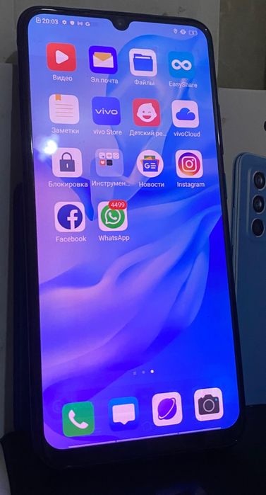 продам недорого телефон