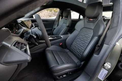 audi e-tron gt  30% boshlangich tolov bilan nasiya savdo asosida