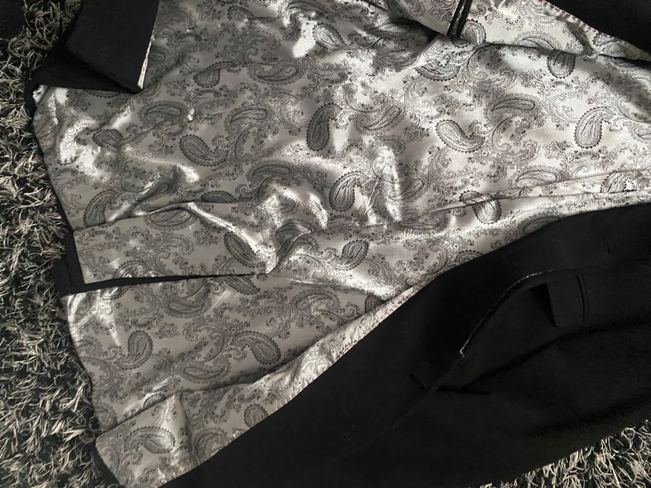 Palton de barbati impecabil