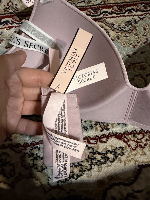 Нижнее белье Victoria Secret