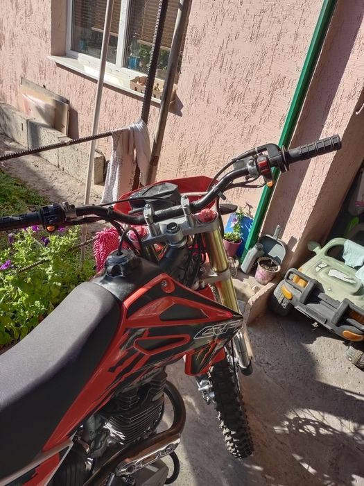 Мотоцикл эндуро crf