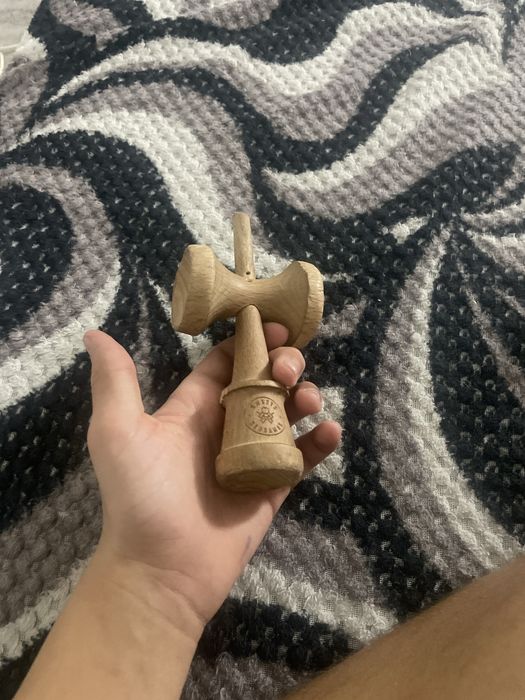 Ken semnat de Andrei Bogdan