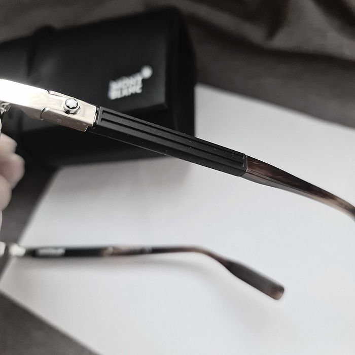 Солнцезащитные очки MB.