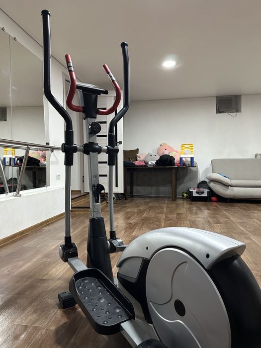 Housefit велотренажер