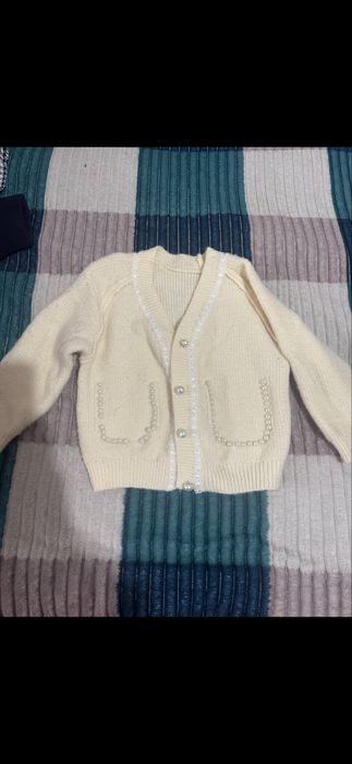Продам пакет вещей на девочку.