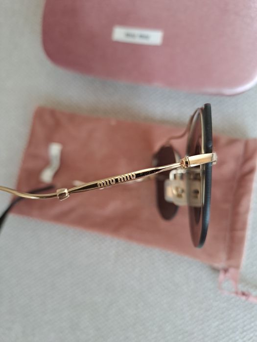 Miu miu  очила 250 лв.