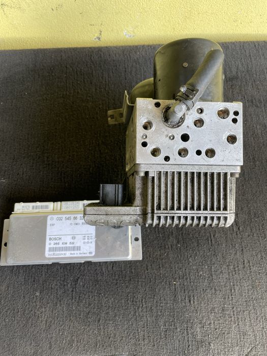 Pompa SBC Mercedes E W211 Pret 1500 lei