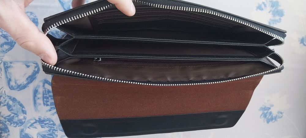 Барсетка из натуральной кожи