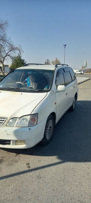 Продам Семейнный Миривэн Газ Бензин