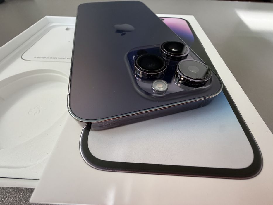 I phone 14 pro 256 gb пълен комплект като нов