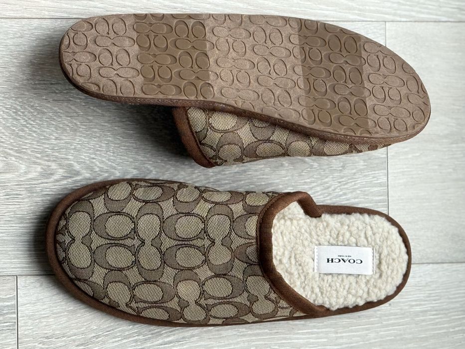 Papuci casa Coach