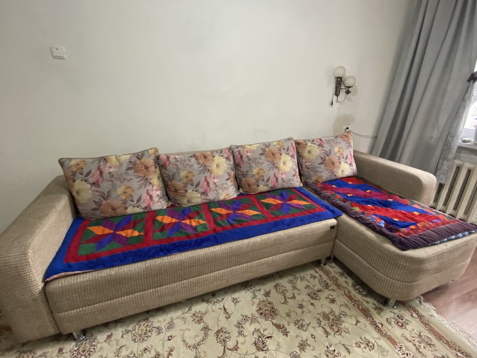 Диван угловой