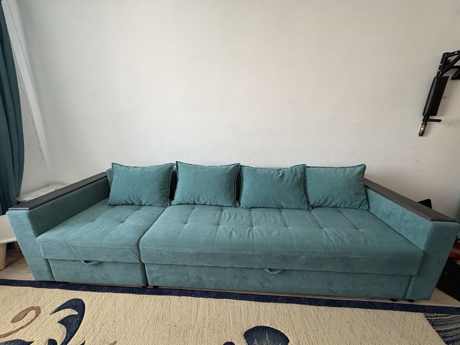 Продам диван состояние нового