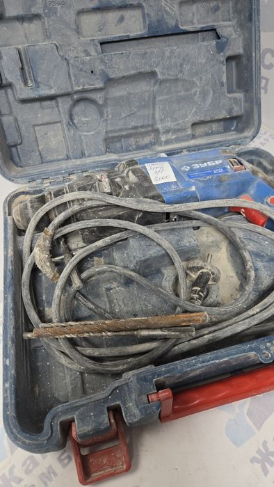 Перфоратор Зубр в кейсе