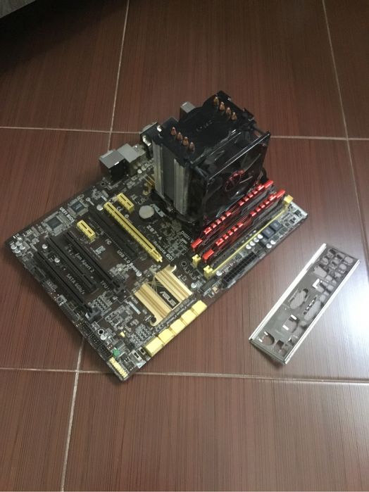Placa de baza cu i7 4790 si 24 gb ram