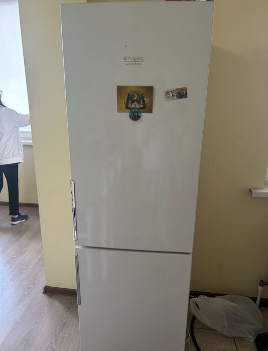 Продам холодильники