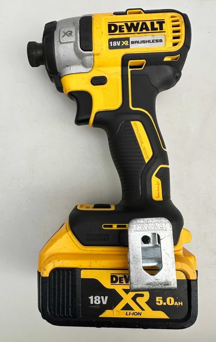 DeWALT DCF887 - Безчетков ударен импакт 2x18V 5.0Ah 205Nm