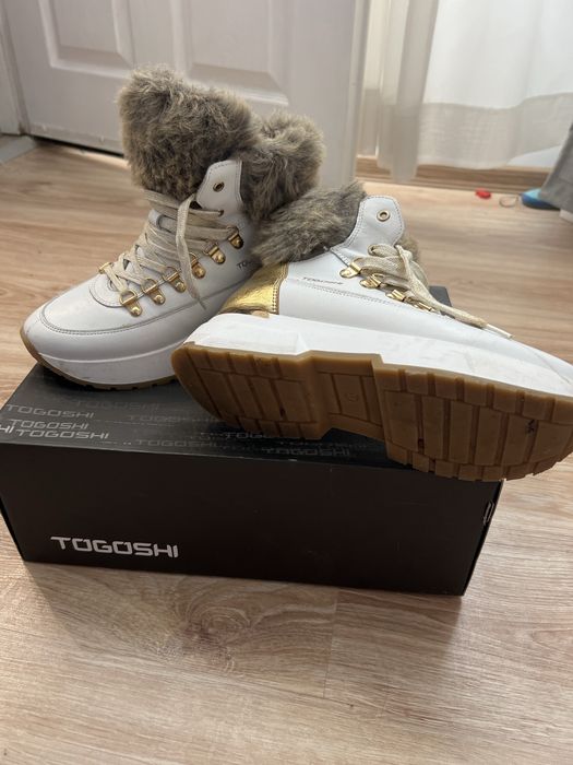 Зимни боти с пух