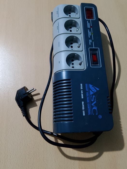 Стабилизатор напряжения