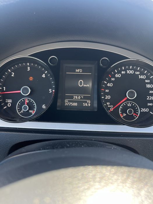 VOLKSWAGEN Passat 2010 — imagine 4