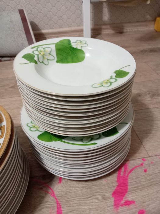 Посуда тарелки……..