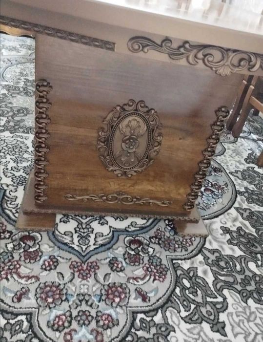 Срочно стол стул сотилади