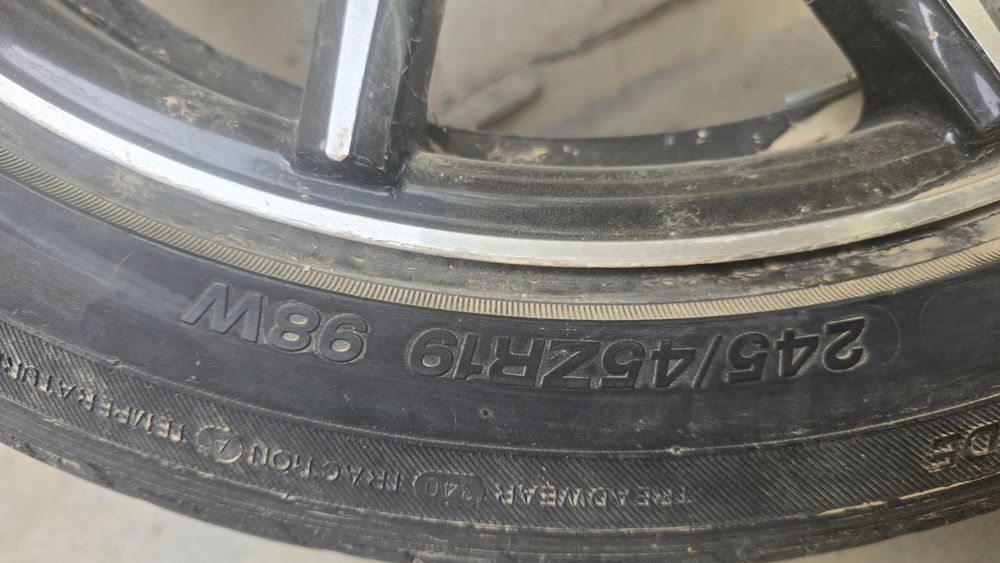 Diskalar sotiladi R19