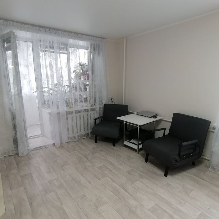 Продам 1,5 район Дворца спорта