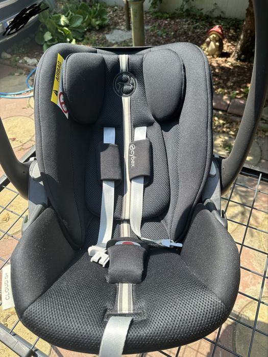 Scoica auto pentru copii Cybex Gold Cloud G i-Size Plus + Baza G, Moon Black