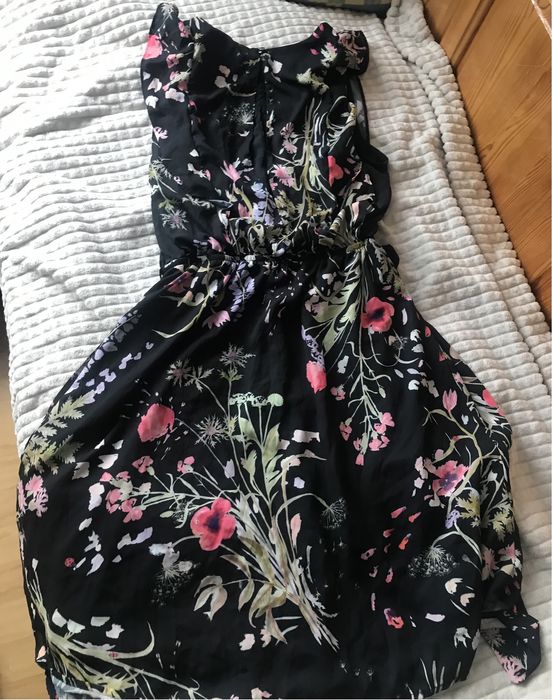 Дамска рокля