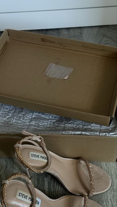 Steve Madden токчета