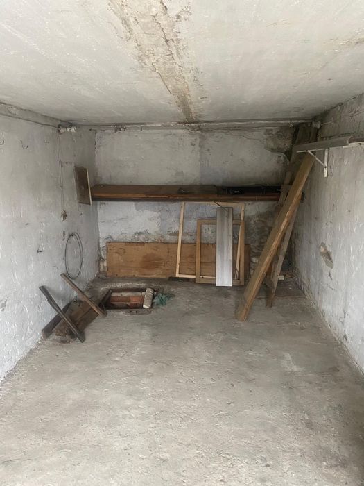 Продам гараж срочно