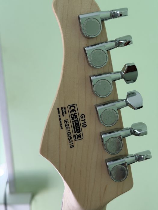 Cort G110 + комбик cm15r