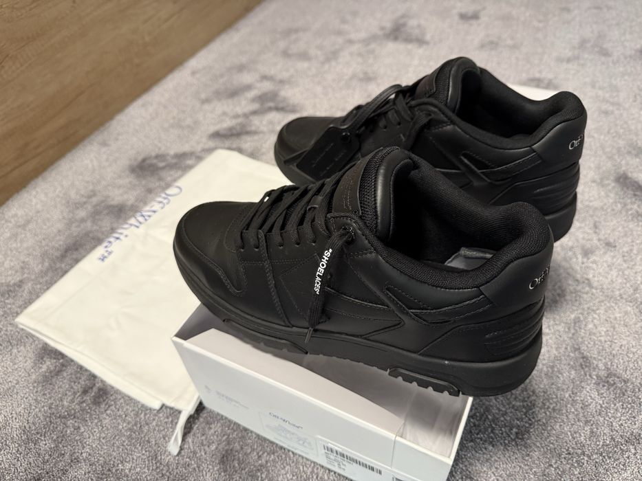 Shoes sneakers off white