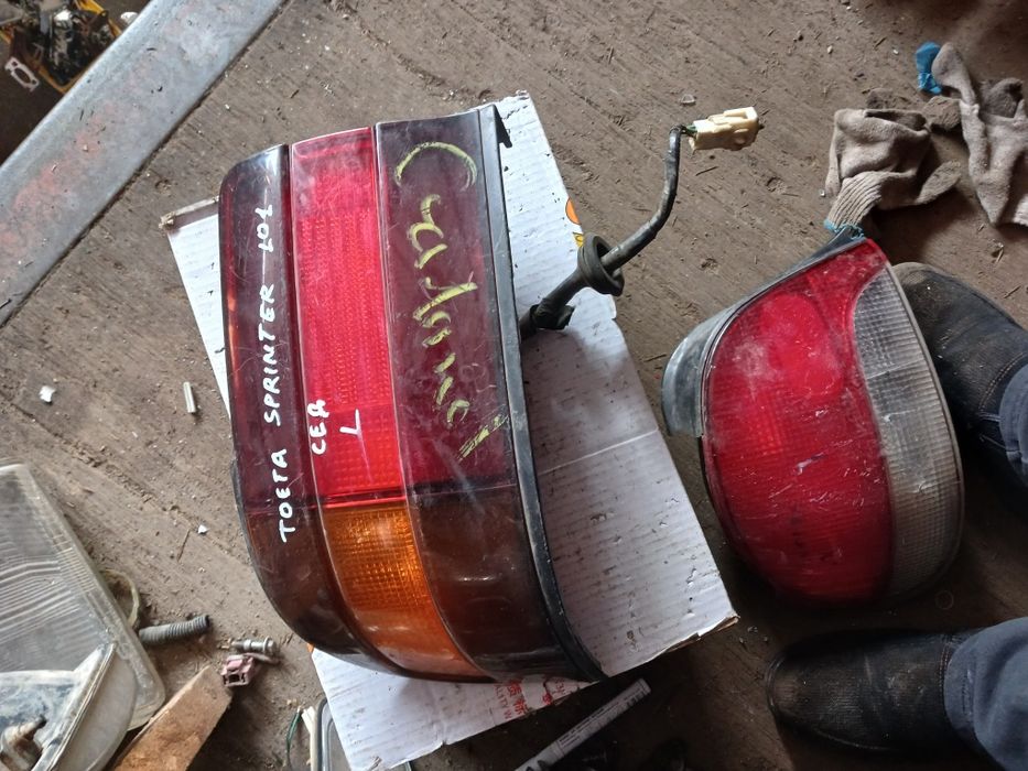Фонарь Тоета Спринтер 101 кузов