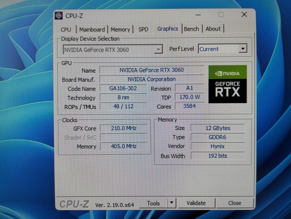 Kompyuter vs Notebook bira sotiladi.  Hamma o'yin va Dasturda ishlaydi
