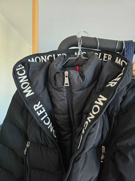 Дамско яке Moncler