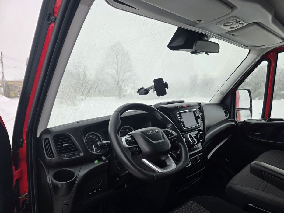 Iveco Daily Hi-Matic Autoplatforma Automata 2021