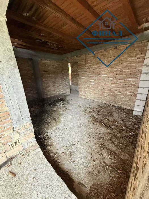 Продава се Промишлена сграда в с. Памукчии, Област Шумен - 813 кв.м за 189 €/кв.м - Снимка #9