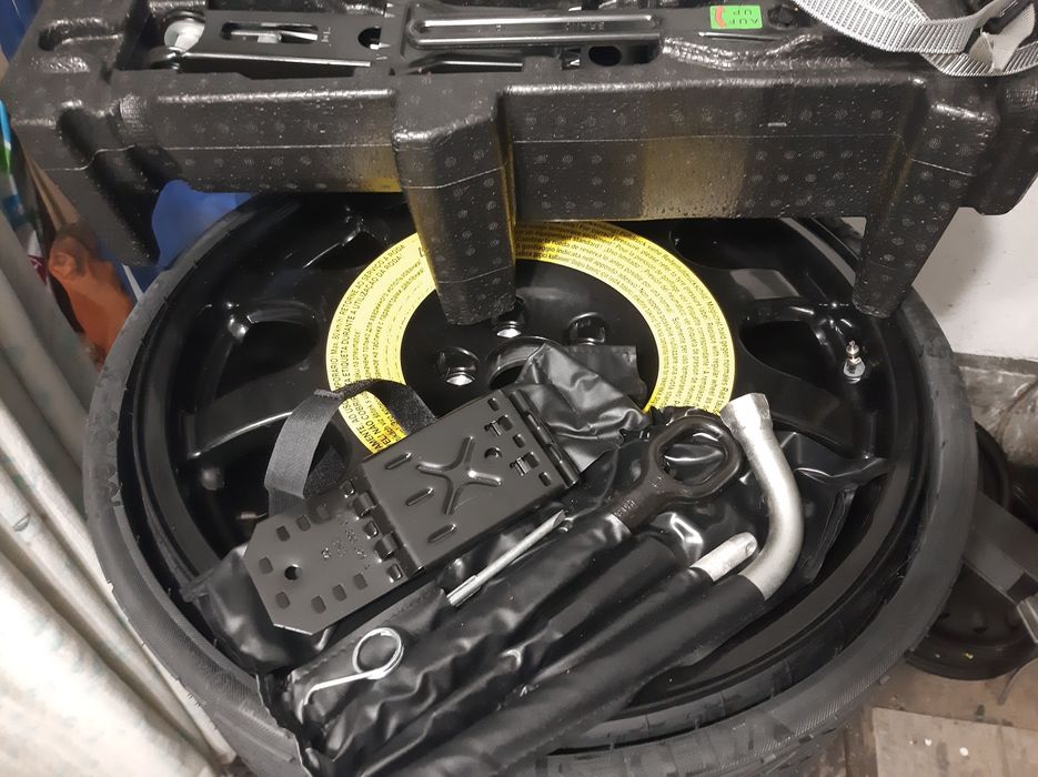 Резервна гума патерица 20цола за Audi SQ7, E-TRON, Q8 и др.