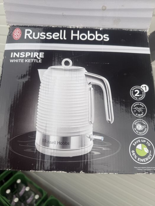 Fierbator Russel Hobbs