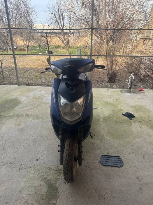 Skuter sotiladi srochni