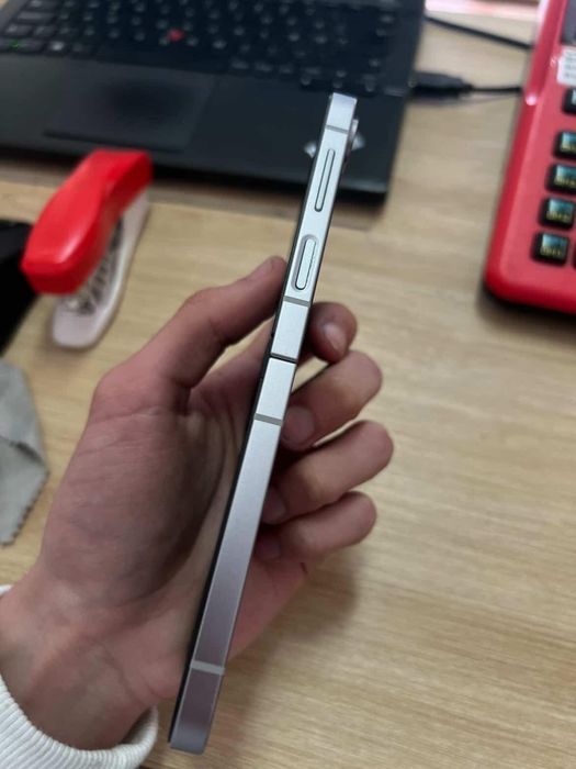 Samsung Galaxy Z Flip 6 256GB Silver Shadow