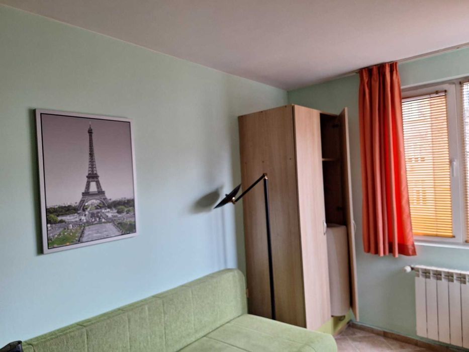 Дава се под наем Ателие в София, Зона Б-5 - 25 кв.м за 350 € - Снимка #2