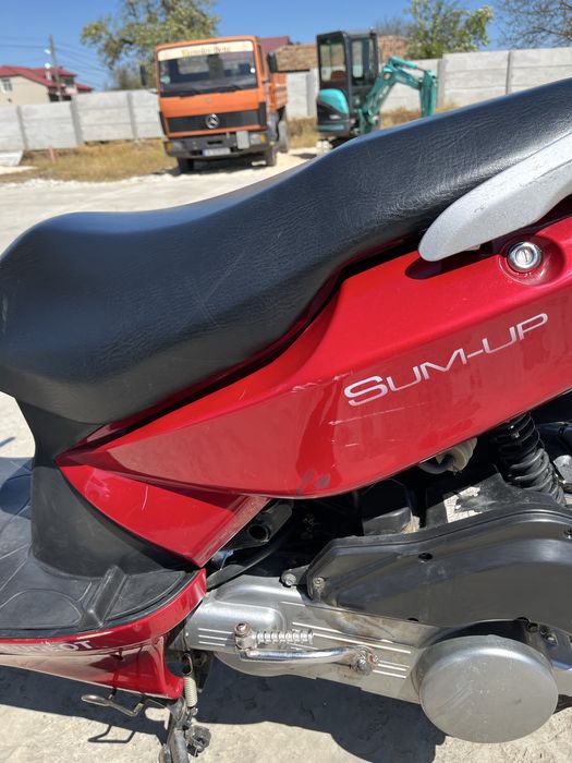 Peugeot sum up 125