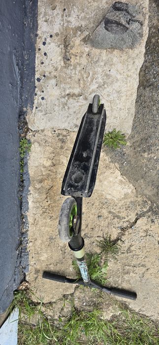 Продам трюковой самокат