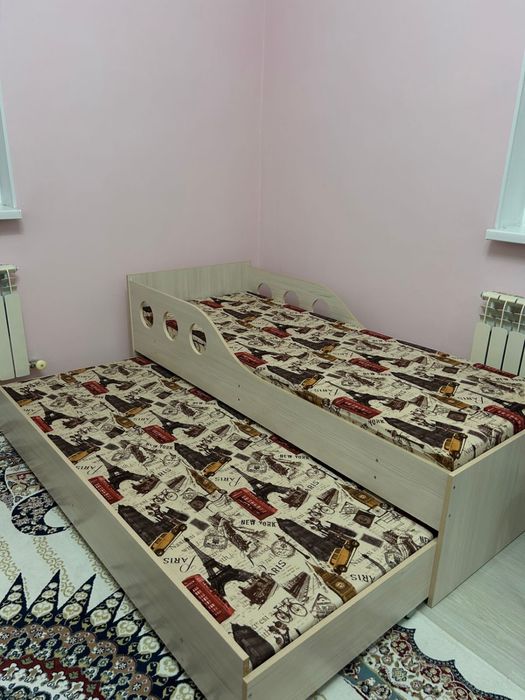 Продается детский мебельный комплект