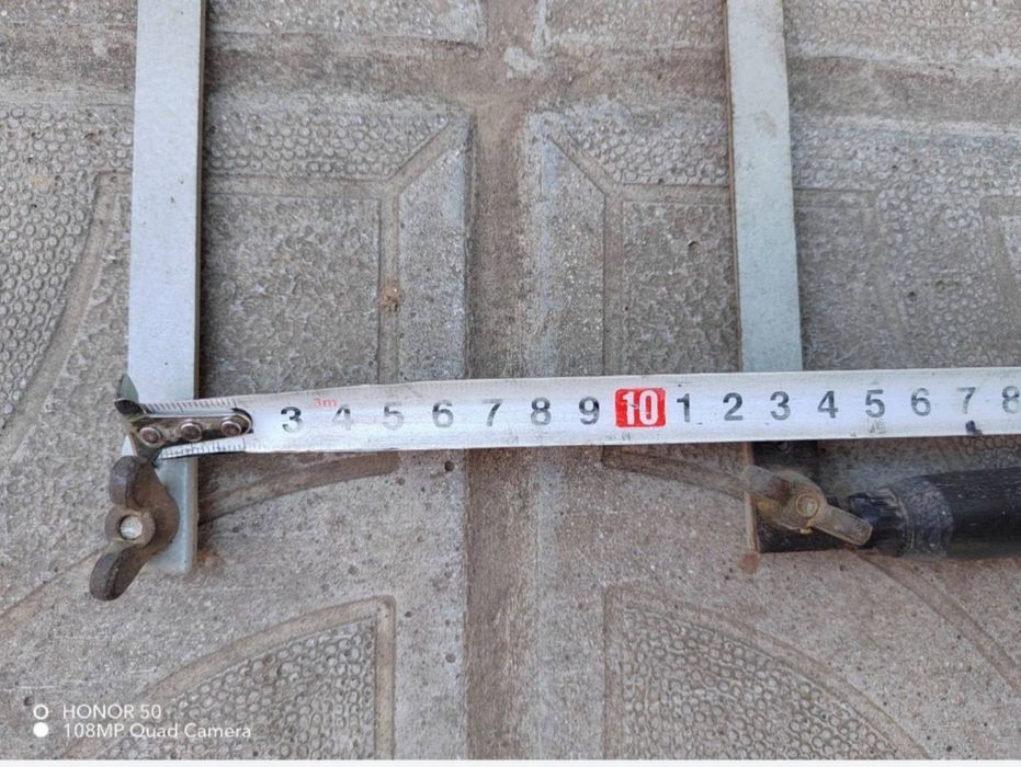 Два броя ножовки