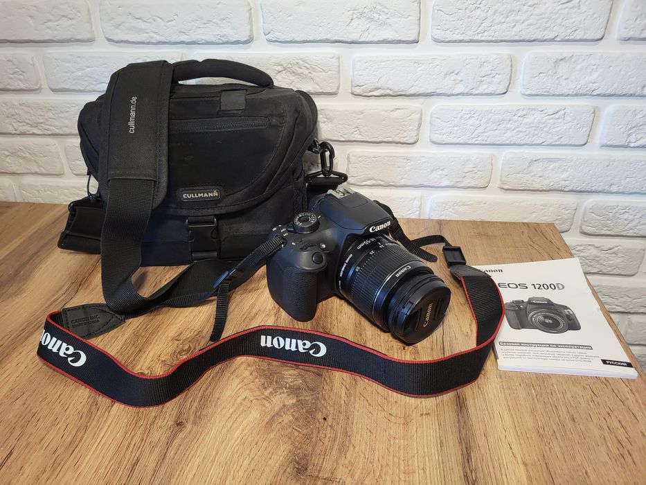 Продаю фотоаппарат Canon EOS 1200D